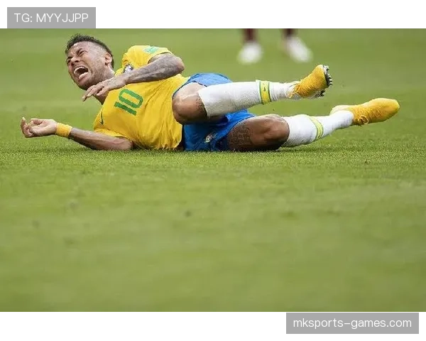 身体冲撞犯规判定要点：力量、角度与对抗意图