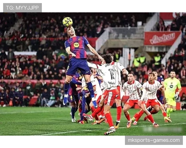 巴萨在欧冠失利后暴露阵容结构问题与战术稳定性不足，对争冠形势形成制约