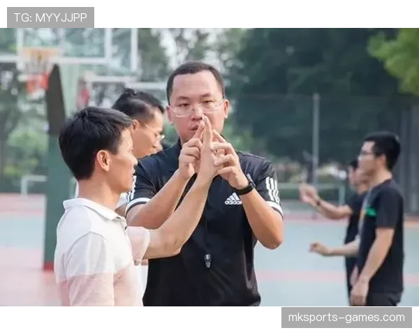 篮球比赛中持球启动规则是什么？教你快速理解基本要点