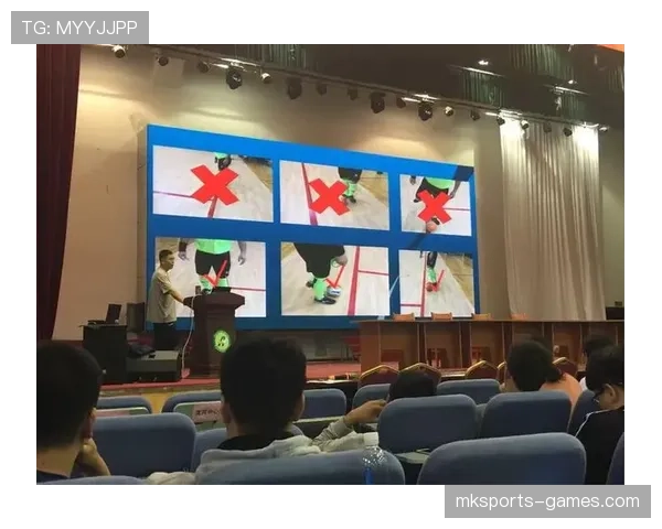 边线发球规则解析：如何正确执行界外球发球？
